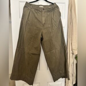Everlane high waisted wide leg pants - size 14